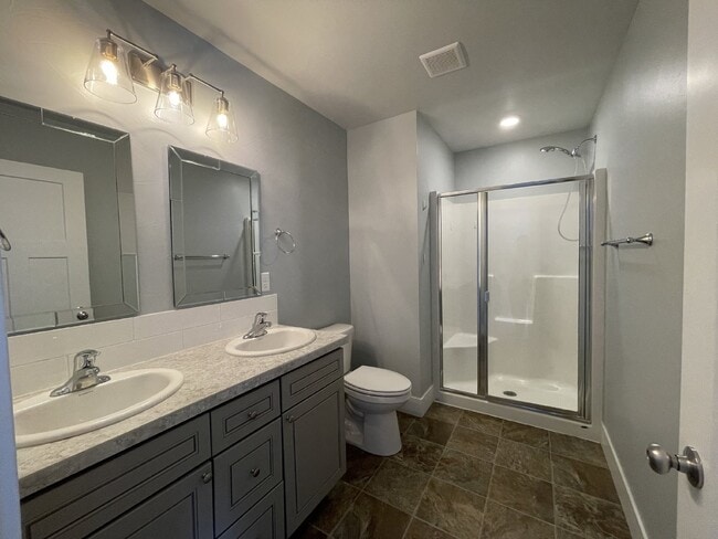 Building Photo - Practically New 3 Bedroom with Mountain Views!