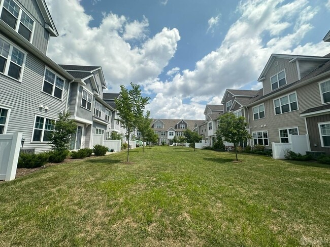 Building Photo - 710 Greenland Square