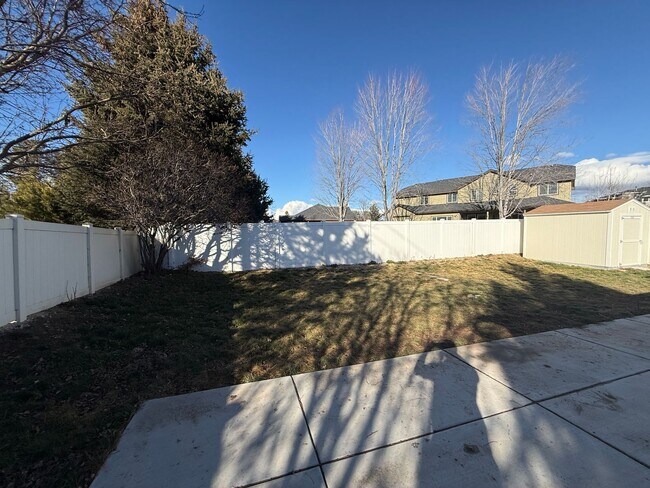 Building Photo - 18238 Royal Way