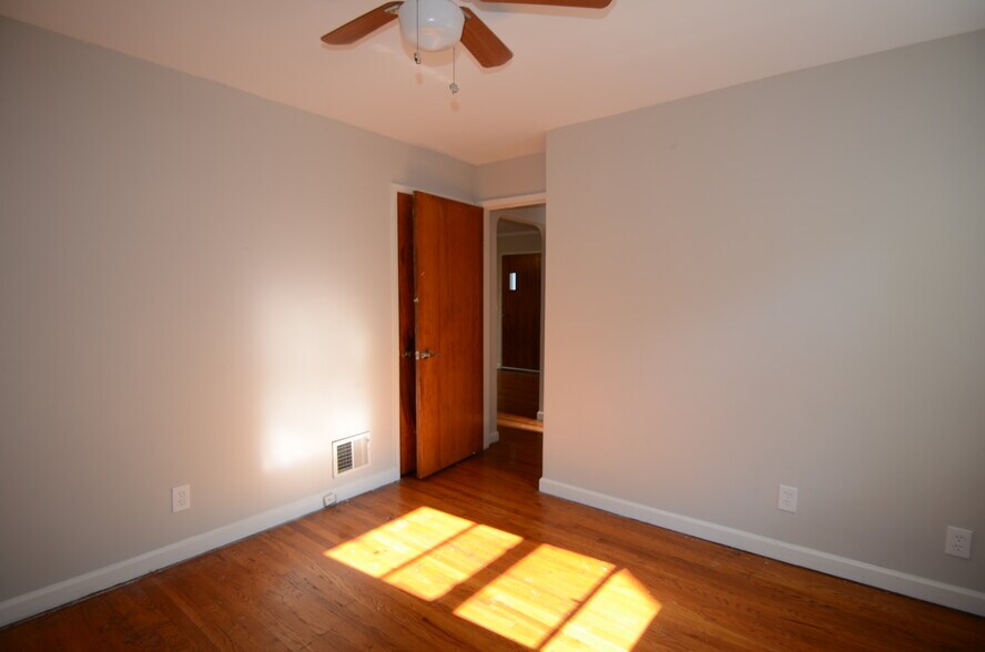 Building Photo - 7239 Chetbert Dr