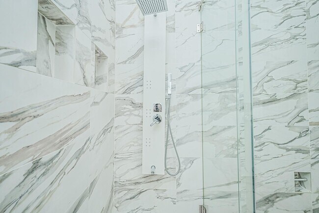 Building Photo - 44171 Paget Terrace