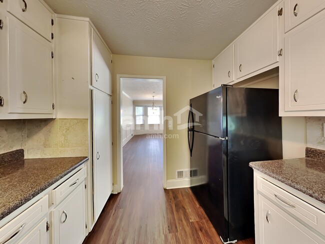 Building Photo - 5157 Parkview Ct SW