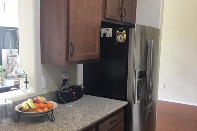 Building Photo - 5310 Colodny Dr