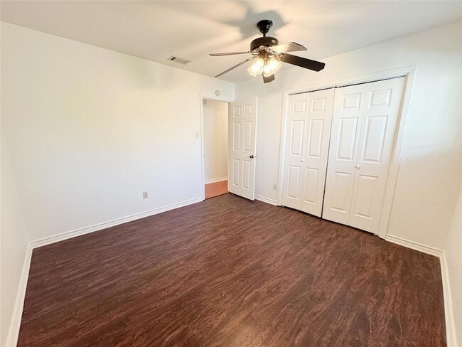 Building Photo - 11910 Stout Oak Trail