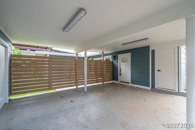 Building Photo - Fully Remodeled, Rarely Available 3BR/2BA/2PKG in Orchard Hills, Aeia Heights