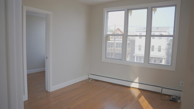 Building Photo - 363 Avenue A