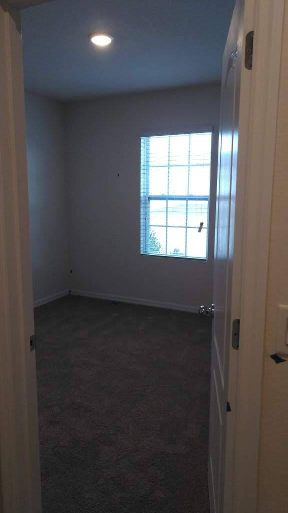 Building Photo - 344 Arbor Lakes Dr