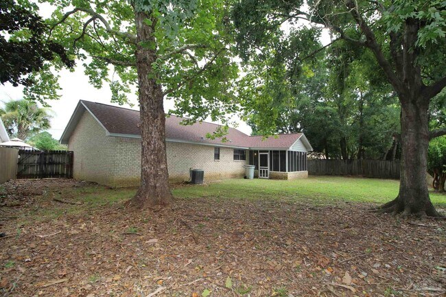 Building Photo - 7649 Old Hickory Dr