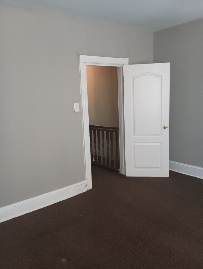 Building Photo - 46 N 56th St