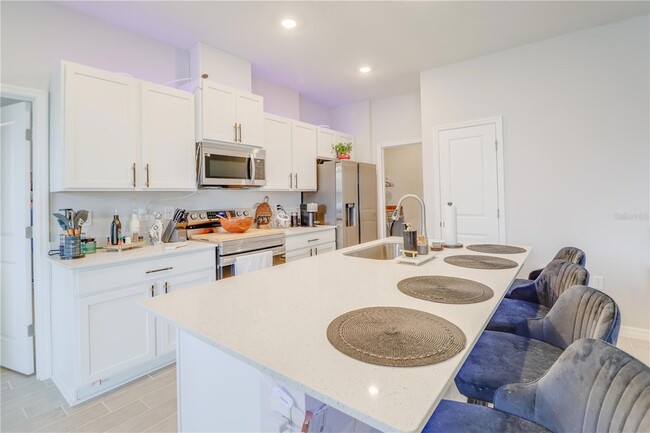Building Photo - 7439 SW 130th Ln