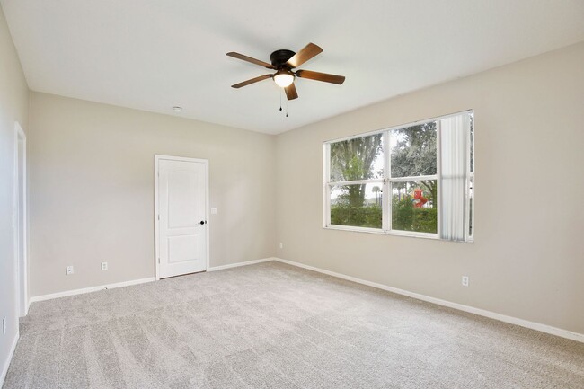 Building Photo - 15601 Bay Vista Dr