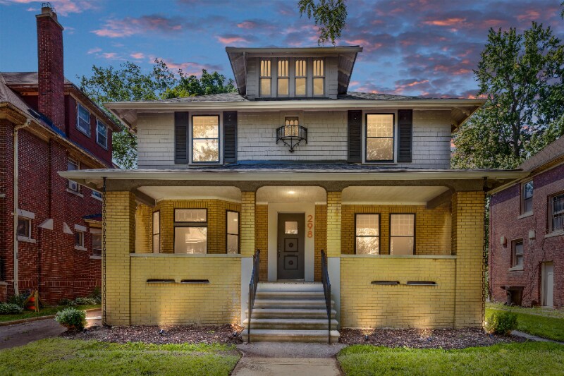 Primary Photo - 298 Josephine St