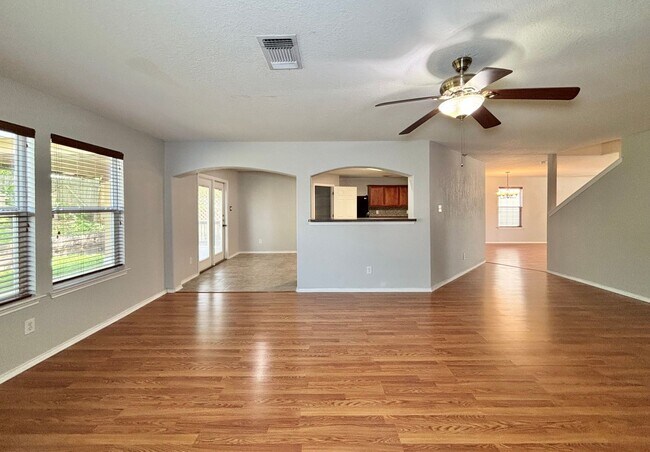 Building Photo - Beautiful 4 Bedroom Home in Inwood Place!