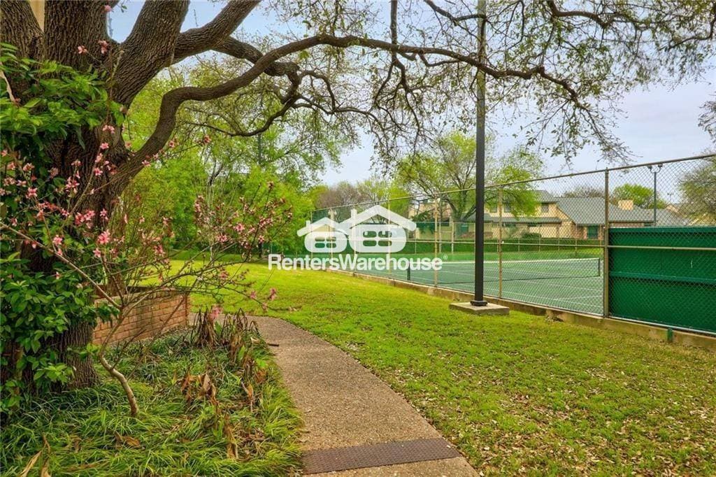 Building Photo - 901 Park Village Cove