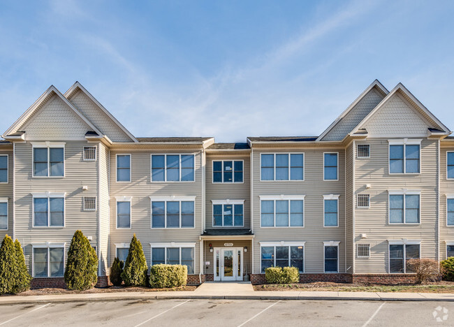 Office and 10701 Bldg - Brookmeade Apartments