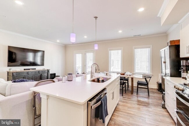 Building Photo - 15547 Smoke Box Way