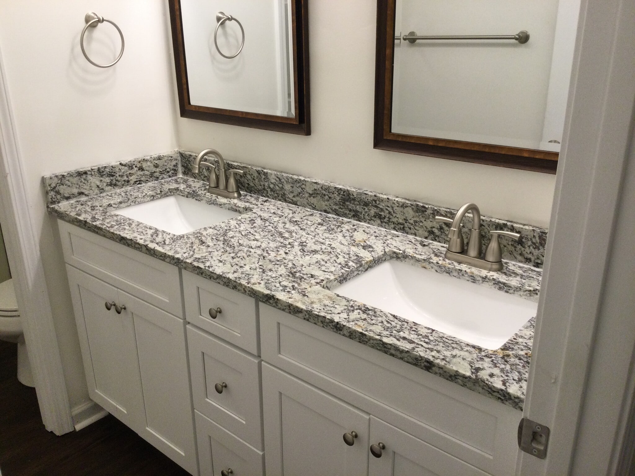 Building Photo - 128 Nandina Wy