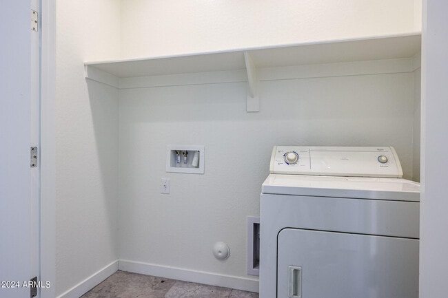 Building Photo - 16382 W Questa Dr