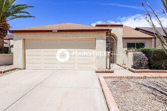 Building Photo - 3 Bedroom Pet-Friendly Home in Glendale, AZ with Main Street Renewal