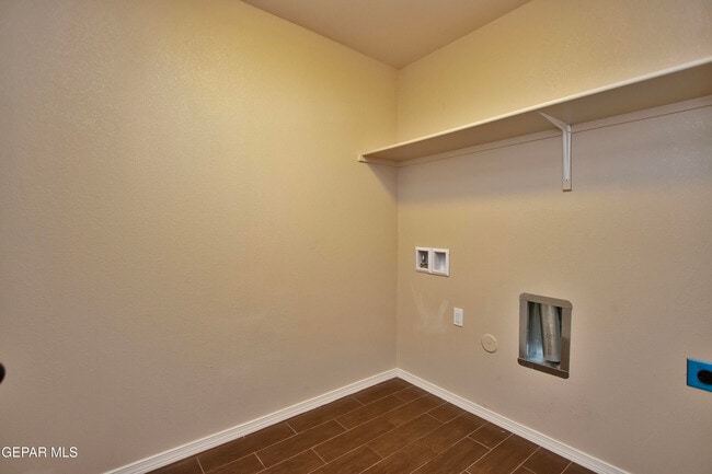 Building Photo - 6716 Red Canyon Sage Ln