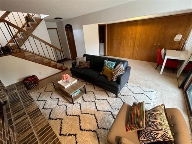 Building Photo - 4514 Quantico Ln N