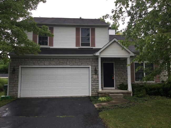 Building Photo - 747 Ridgeview Dr
