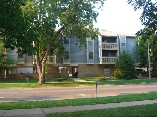 1010 W Springfield Urbana - Bailey Apartments