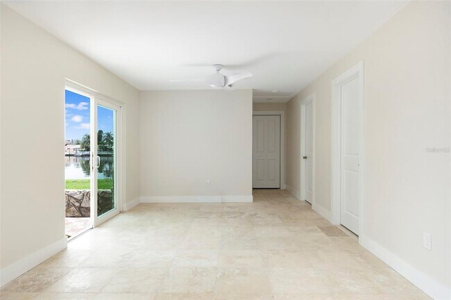 Building Photo - 6454 2nd Palm Point