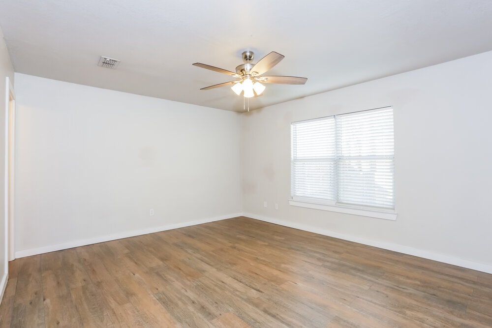 Building Photo - 10104 Chapel Oak Trail