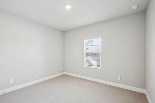 Building Photo - 113 Whitlow Dr