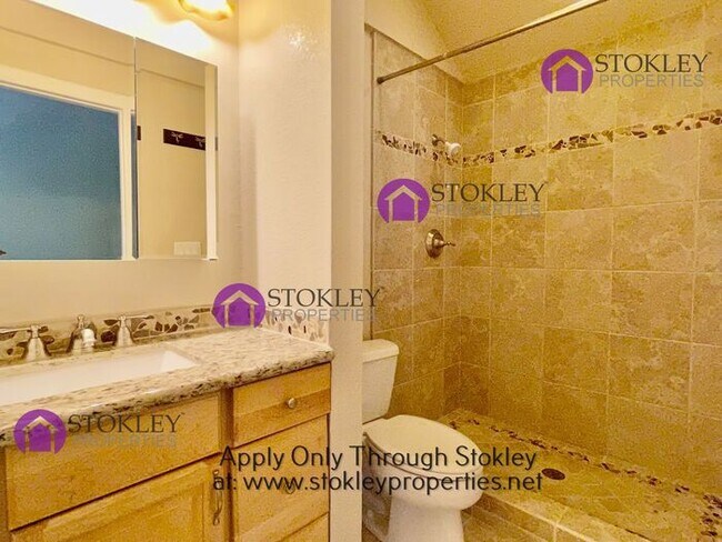 Building Photo - 538 Mesa Verde Pl