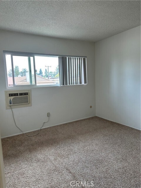 Building Photo - 1026 La Cadena Ave