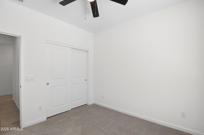 Building Photo - 25293 W Wayland Dr