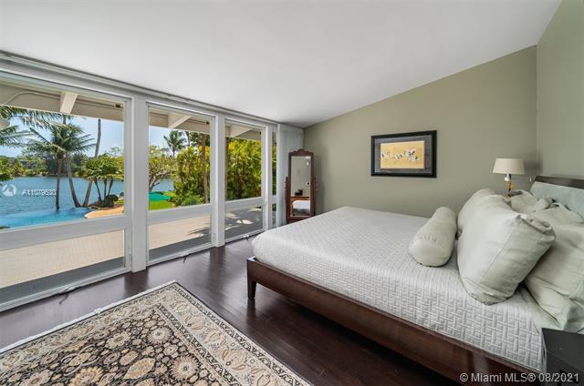 Building Photo - 8845 School House Rd