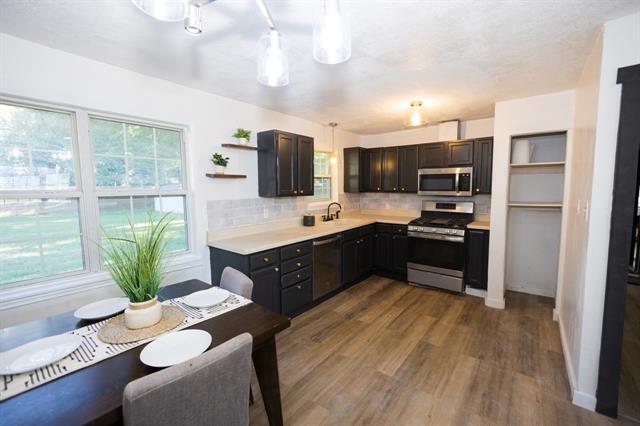 Building Photo - 600 Scenic Dr