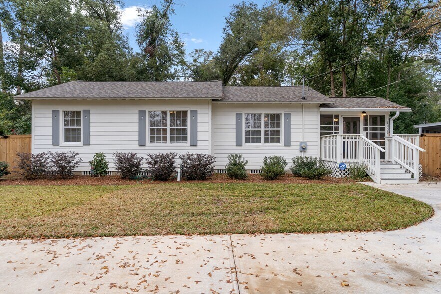 Primary Photo - 1936 Truett Dr