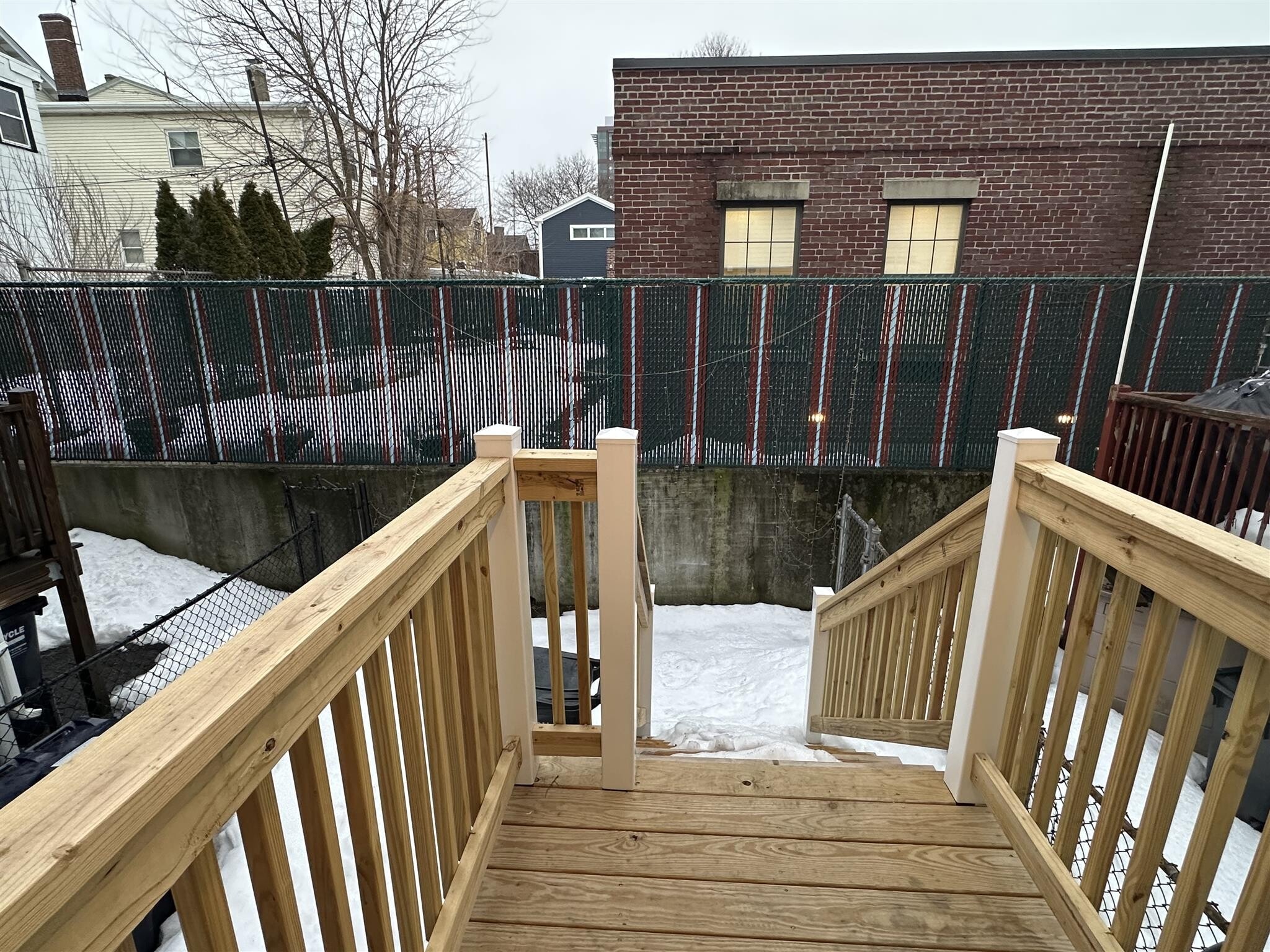 Building Photo - 112 5th St