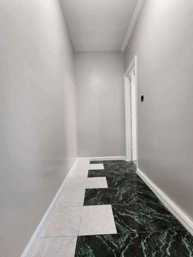 Building Photo - 134-32 244th St