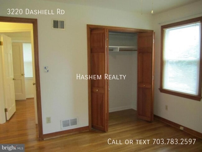 Building Photo - 3220 Dashiell Rd