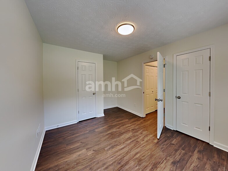 Building Photo - 1307 Bramlett Forest Ct SE