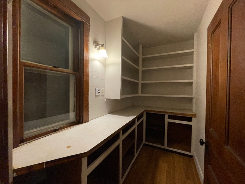 Building Photo - 6034 25th Ave