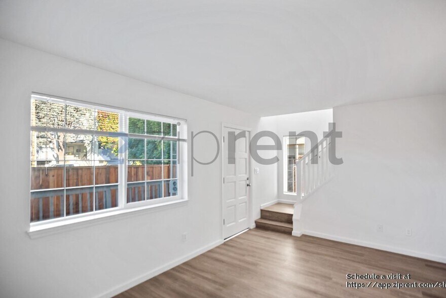 Building Photo - 29215 Dixon St