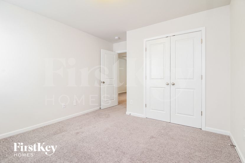 Building Photo - 457 Yoshino Cherry Dr