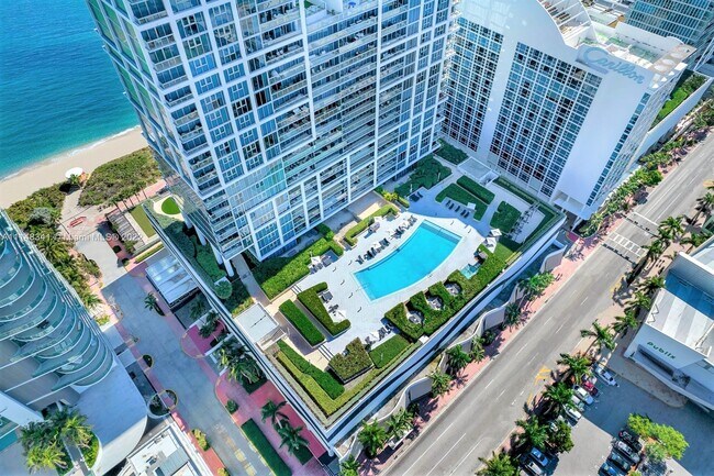 Building Photo - 6899 Collins Ave