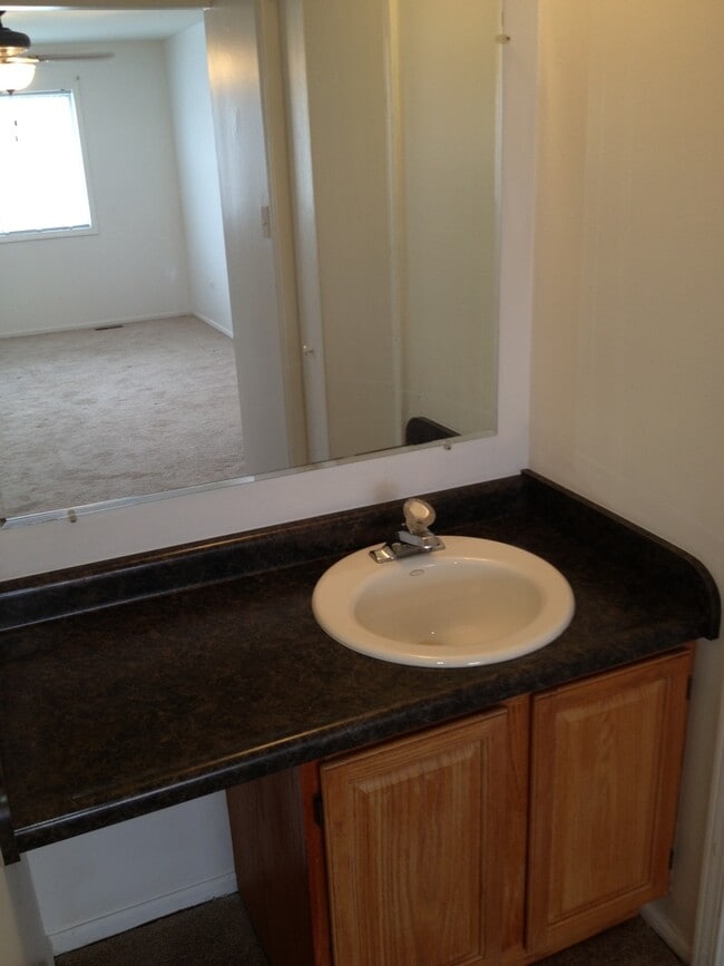 Building Photo - 3527 Frontenac Ct