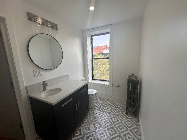 Building Photo - 1873 Prospect Pl