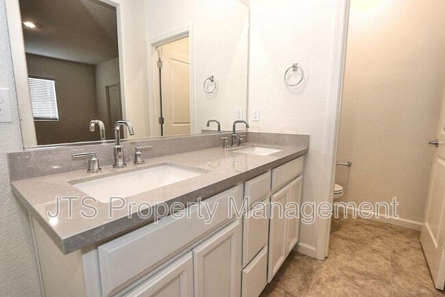 Building Photo - 4181 Paisleyshire Way