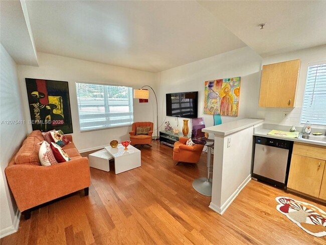 Building Photo - 1542 Drexel Ave
