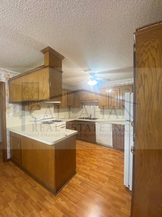 Building Photo - Sherwood 3 Bedroom Home