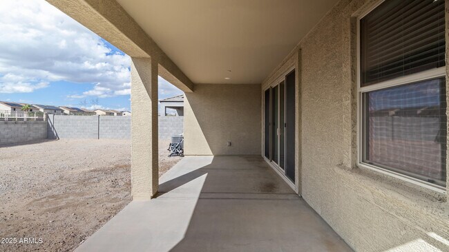 Building Photo - 3312 N 300th Dr